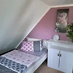 Dachstuebchen Mit 2 Zimmern Apartment Boizenburg